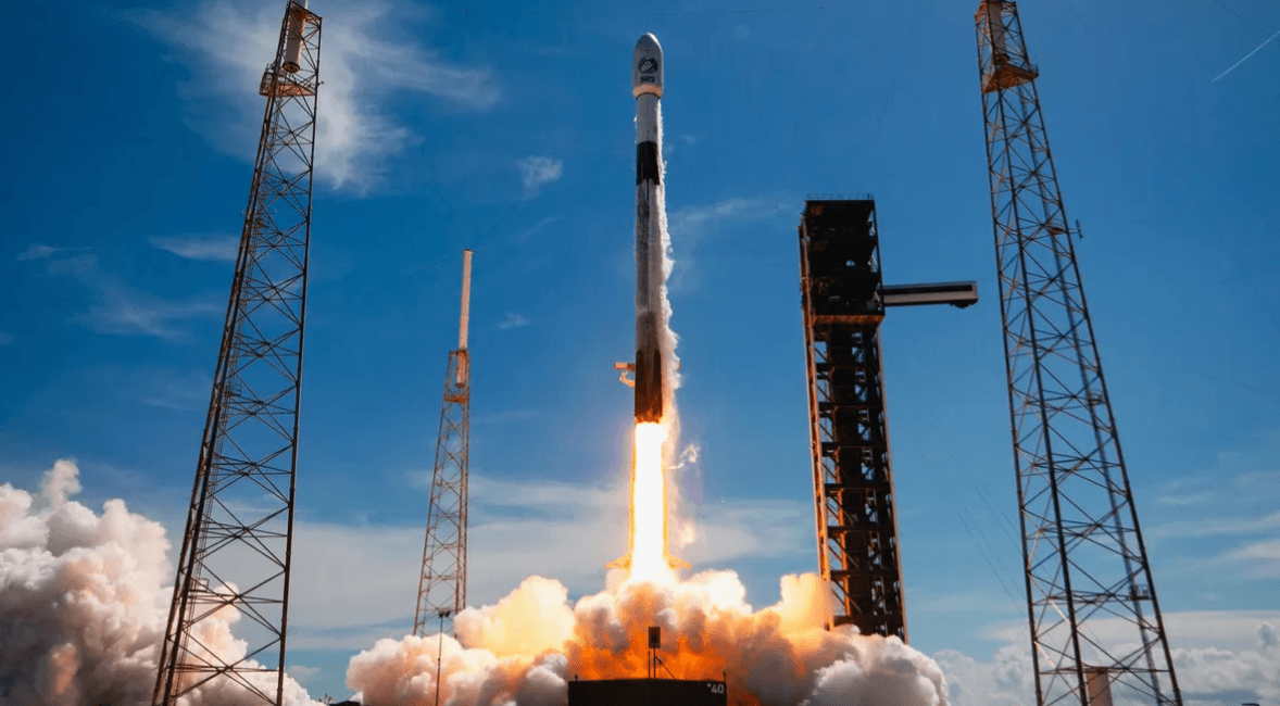 Прибыль SpaceX в размере 4,4 млрд $ на фоне переговоров о слиянии с Tesla: что дальше?